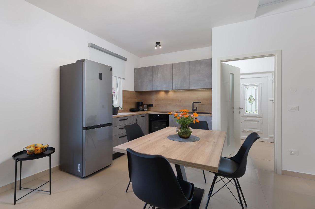 House Anna Apartment *